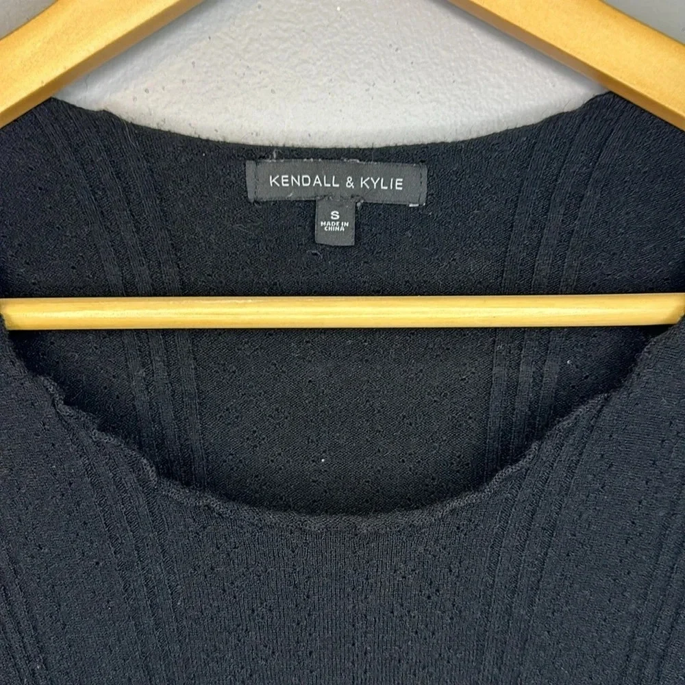Kendall & Kylie Cropped Long Sleeve Sweater Size S
